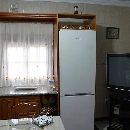 Completa Con Piscina En Villa *