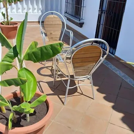 Completa Con Piscina En *